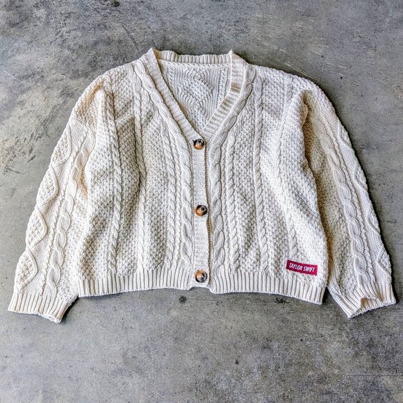 Taylor Swift Red (Taylor's Version) Cardigan Cream Ivory Cable Knit size XL/2XL - Picture 2 of 12